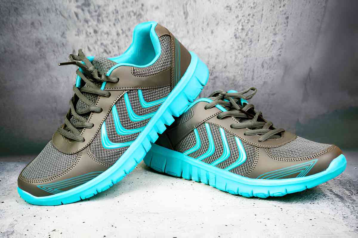 nike tech hera damen